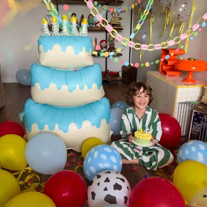 蓝色三层奶油大蛋糕气球站立款男孩生日节日派对装饰用品拍照道具,淘宝优惠券,粉丝福利购,淘宝优惠卷