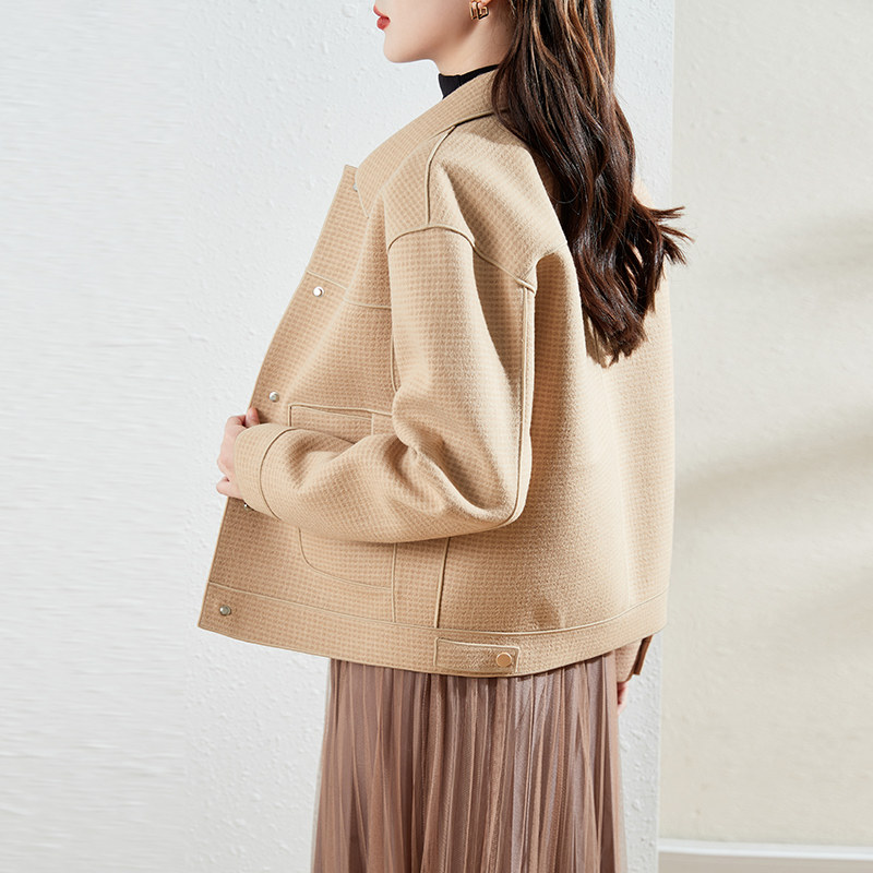 2022年春秋新款小个子百搭短外套 妍蝶短外套