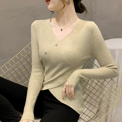 Дизайнерский трикотажный приятный телу свитер, осенний, тренд сезона, V-образный вырез, в корейском стиле