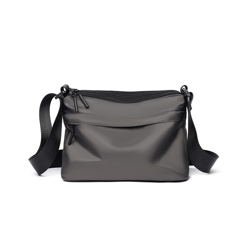 2025新款轻便尼龙男士斜挎包男包休闲单肩包男随身外出便携小背包,淘宝优惠券,粉丝福利购,淘宝优惠卷