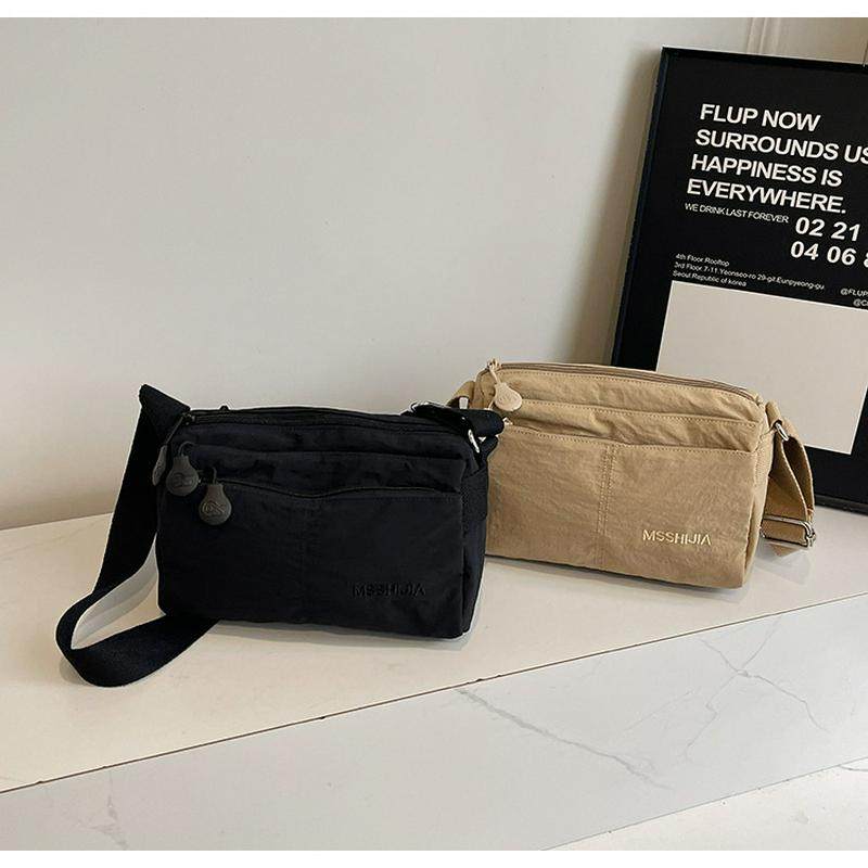 男女同款多层2025新款潮时尚百搭单肩包洋气百搭轻便斜挎布包,淘宝优惠券,粉丝福利购,淘宝优惠卷