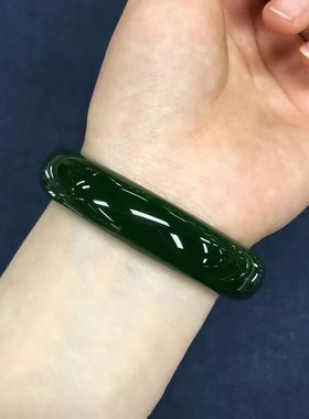 爆款满绿色水润透亮年轻女款简约款气质高贵手镯时尚百搭