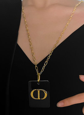 夸张字母CD毛衣链2024年新款潮不掉色长款欧美时尚高端高级感项链