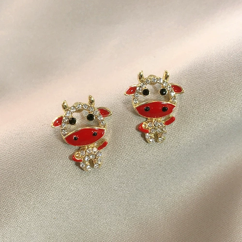 Оберег на день рождения, серьги, маленький аксессуар, 2021 года, простой и элегантный дизайн