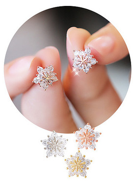 雪花锆石925纯银小巧防过敏耳钉