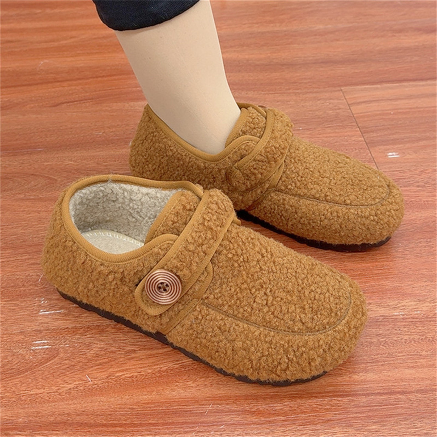 魔术贴毛毛鞋女加绒保暖女棉鞋冬季一脚蹬平底中年棉鞋老北京布鞋,淘宝优惠券,粉丝福利购,淘宝优惠卷