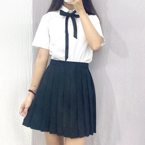 JK制服学生校服 基础款 角襟短袖衬衫 长袖风琴褶圆襟奶白色衬衫 - 图1
