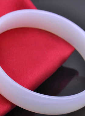 梦克拉白玉髓手镯 清韵 女款手镯