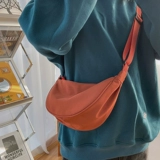 Сумка через плечо, сумка подмышку, сумка на одно плечо, шоппер, коллекция 2021