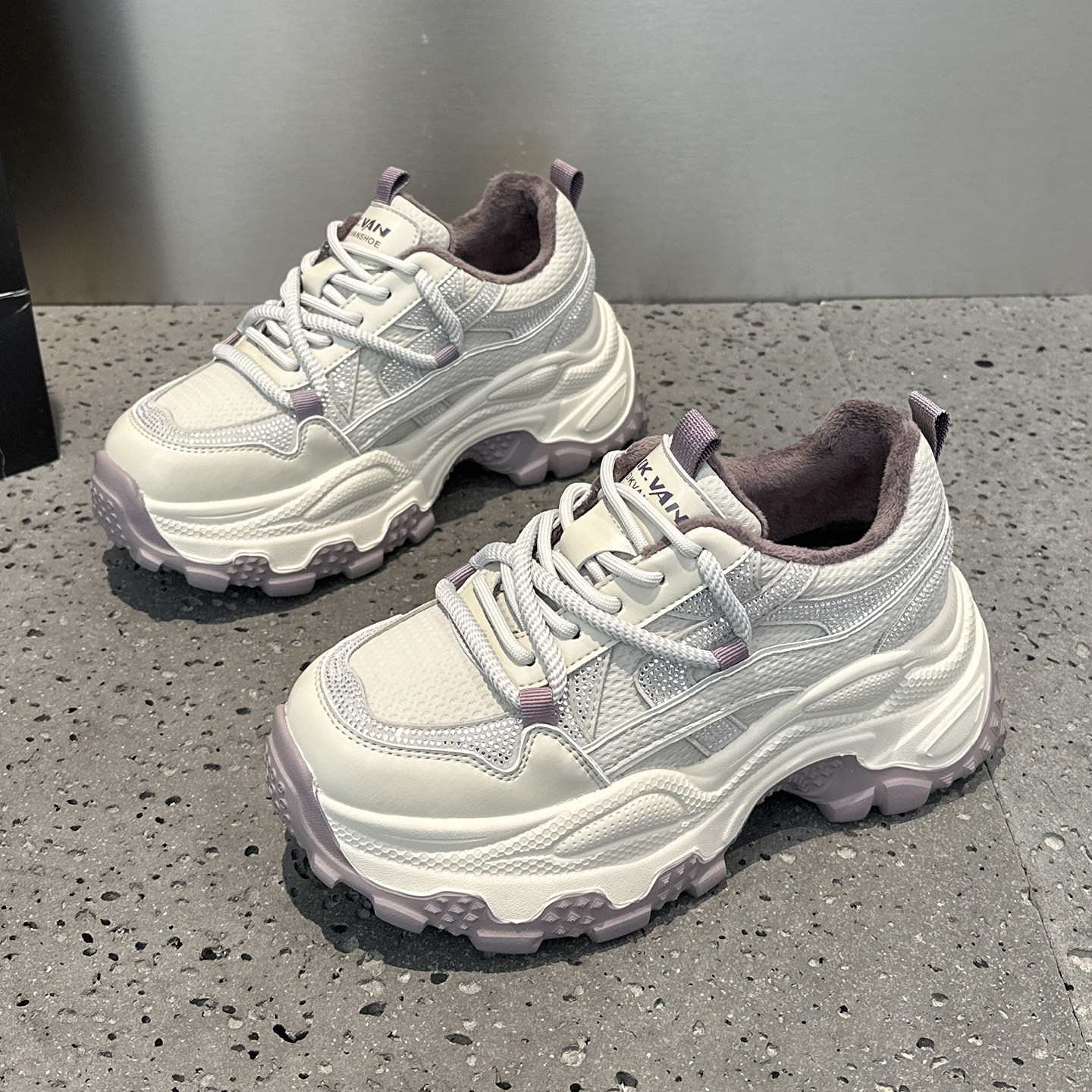 巨好看厚底老爹鞋女2025新款爆款秋冬加绒棉鞋超火轻便增高运动鞋,淘宝优惠券,粉丝福利购,淘宝优惠卷