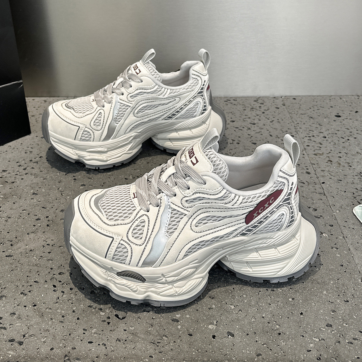 欧洲站系带老爹鞋女2026春季新款厚底巨好看显脚小运动休闲跑步鞋,淘宝优惠券,粉丝福利购,淘宝优惠卷