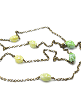 手工长款黄绿色毛衣项链