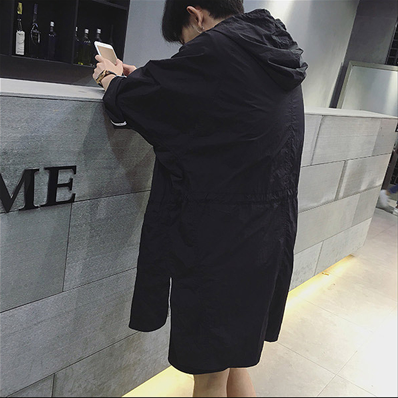 潮流 薄款原宿风衣男 ins 青少年防晒衣男透气外套韩版夏季 ulzzang 潮流 薄款原宿风衣男 ins 青少年防晒衣男透气外套韩版夏季 ulzzang