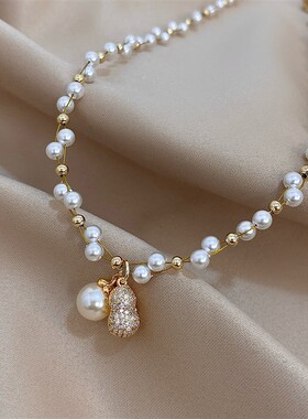 花生吊坠气质珍珠项链女款2025新款高级感轻奢小众配饰女颈链首饰