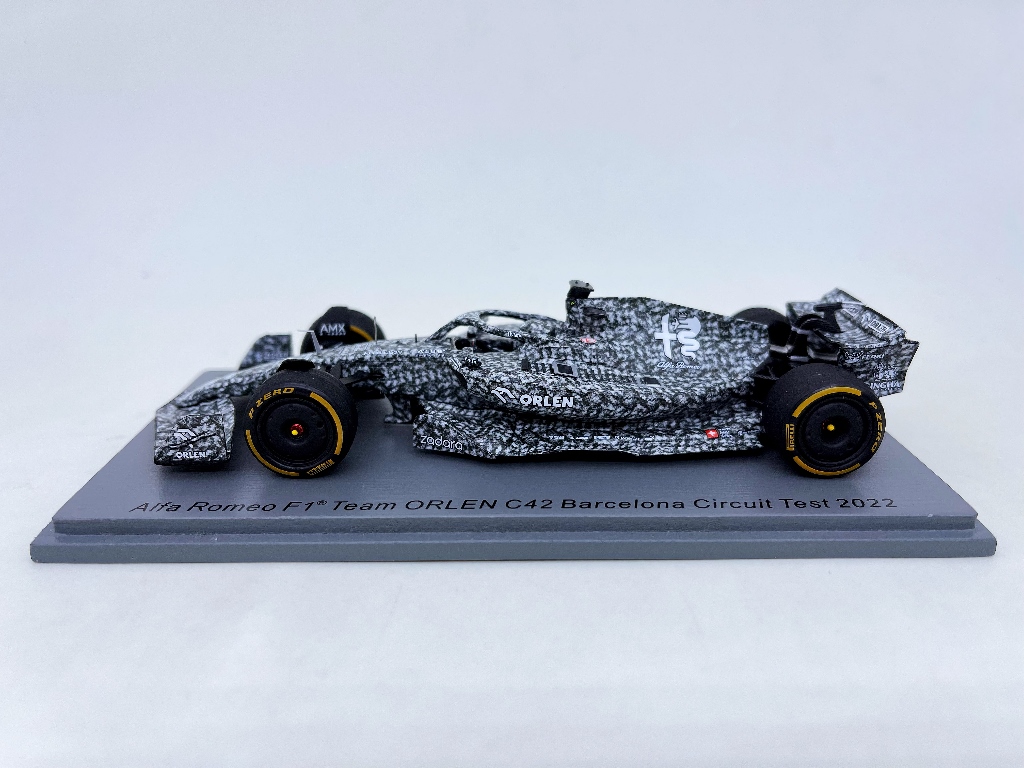 全新 SPARK F1 车模 1/43 2022 C42 库比卡 巴塞罗那 测试车 - 图0