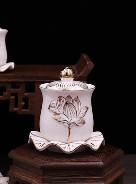 国顺大悲白玉瓷浮雕描金圣水杯