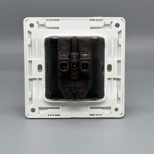 五孔10A电源插座 二三级5孔五眼墙壁开关面板 86型 - 图1