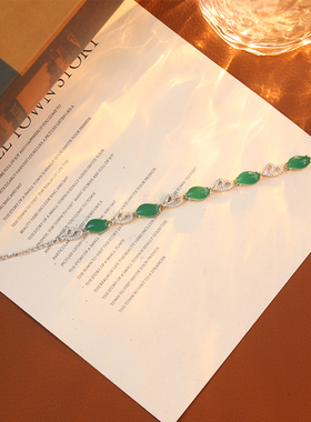 女铜镀银合成绿玛瑙复古手饰