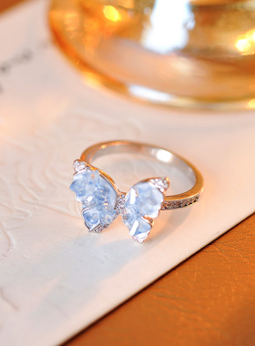 冰晶蝴蝶戒指轻奢时尚个性设计渐变蓝色食指开口指环批发代发