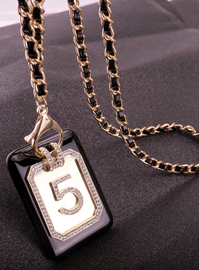 长款挂件水晶小香5字吊牌毛衣链