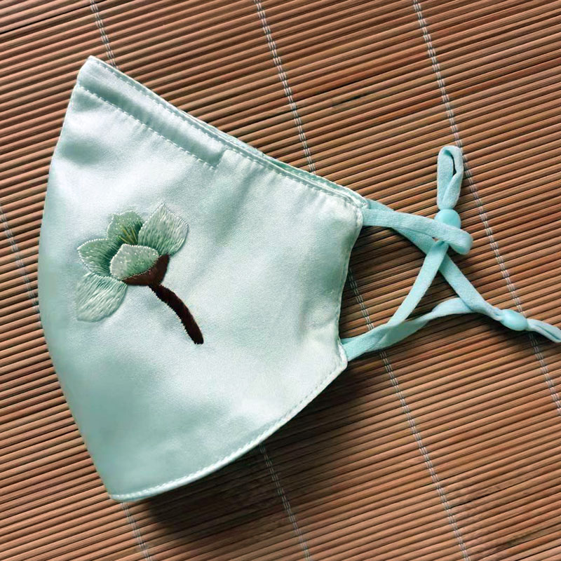 苏绣真丝手工绣花面罩双层桑蚕丝透气防紫外线可水洗薄款防晒口罩 - 图2