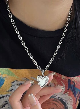 简约几何镂空项链女复古时尚重工爱心锁骨链ins风小众设计毛衣链