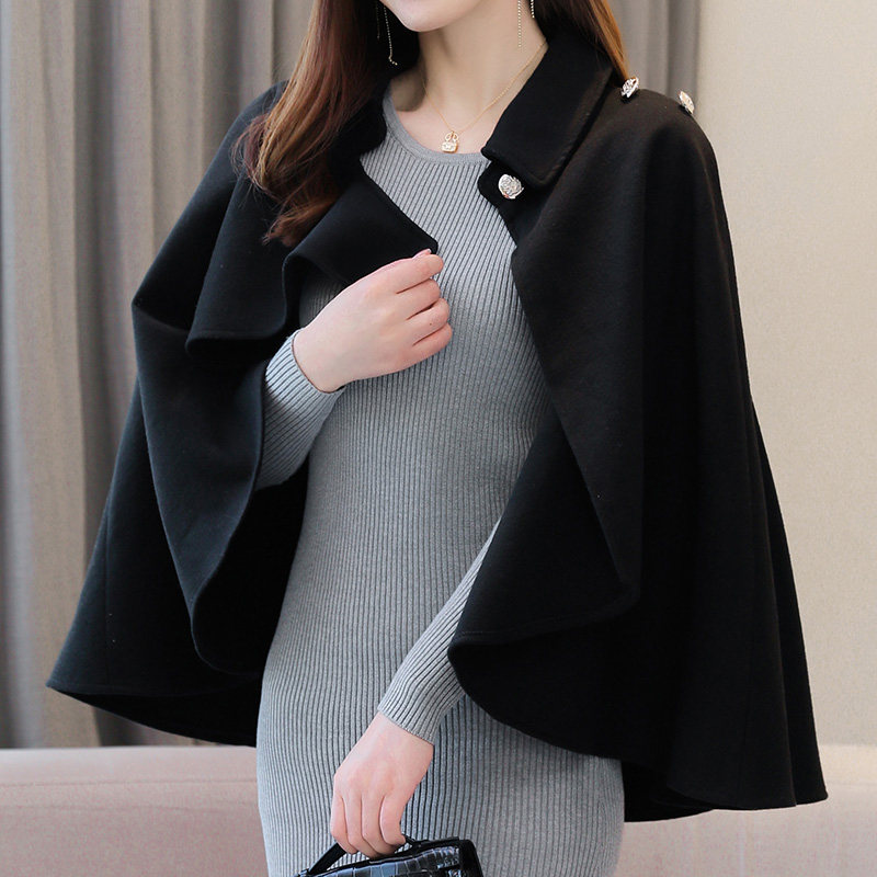 2020秋冬新款毛呢斗篷短款针织衫 邻家思语短外套