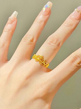 小碎钻皇冠戒指女辛德瑞拉18k金蕾丝花纹镂空指环新款时尚上档次