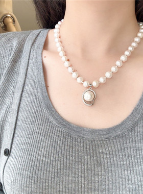 孤品特价天然珍珠项链小众设计高级感天然石轻奢锁骨链个性时尚女