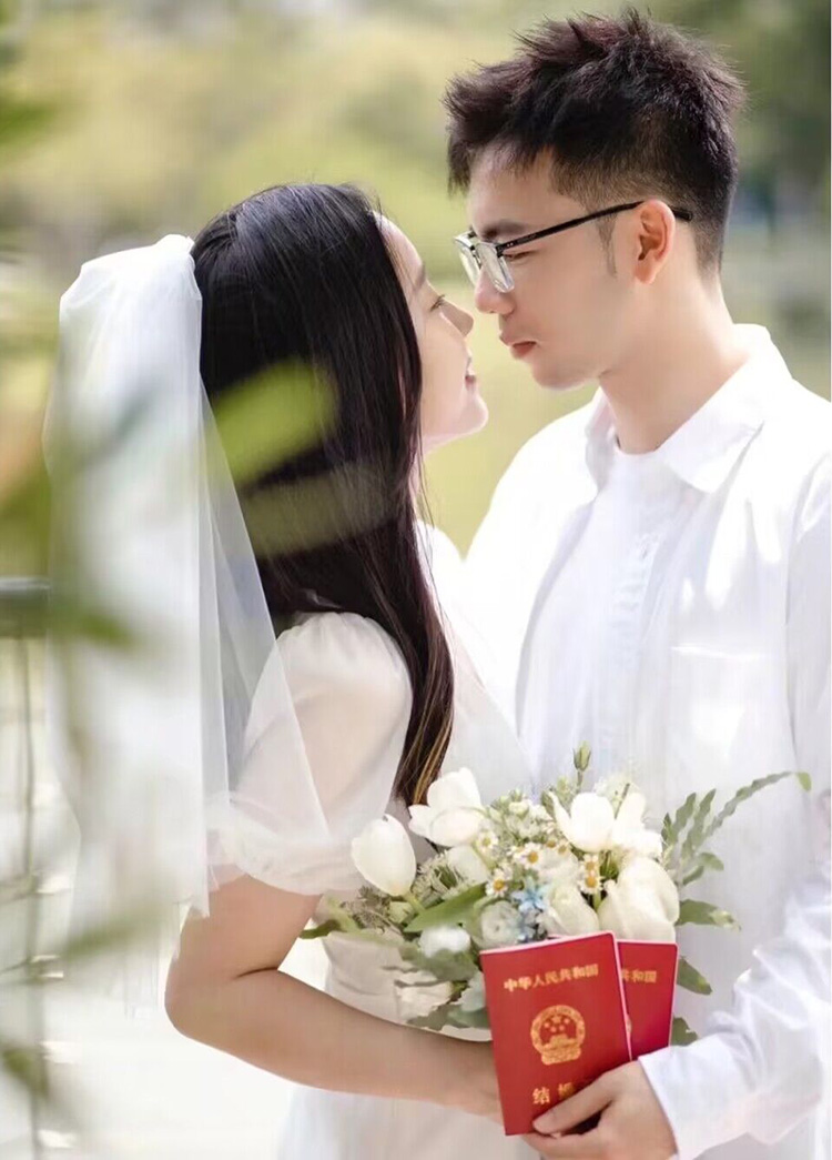 新款超仙蓬蓬素纱新娘结婚拍照头饰登记领证求婚短款头纱简约森系