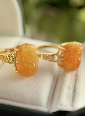 925纯银天然老蜜蜡貔貅戒指高级老蜡满蜜正品黄宝石指环新款高级