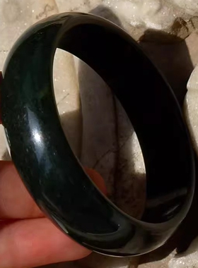 天然新疆和田玉籽料玉手镯子