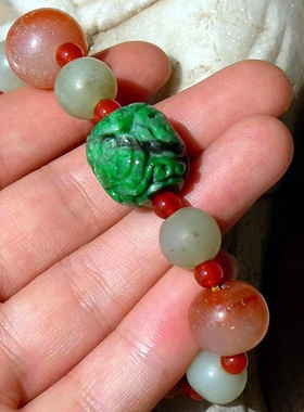 天然和田玉翡翠珠玛瑙手链