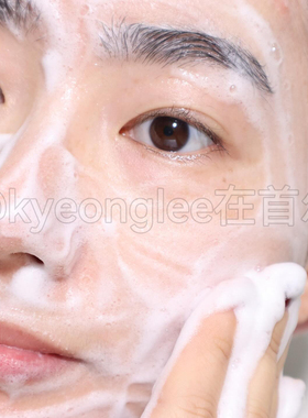 skin1004积雪草洁面乳温和弱酸性