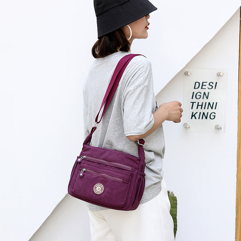 可佰利尼龙帆布包斜挎包女新款潮女单肩包休闲百搭中年女包妈妈包,淘宝优惠券,粉丝福利购,淘宝优惠卷