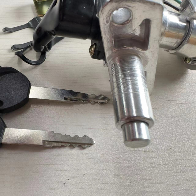Land Rover second and third generation set lock BWS city iron man 2 lock