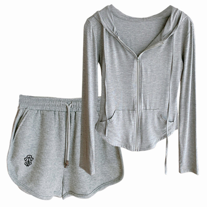  萌卡熊时尚套装