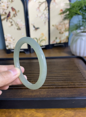 新疆直发正品和田玉晴水手镯老坑料细条叮当镯天然玉石带证书