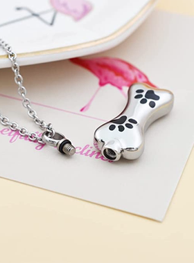 wk情侣款钛钢定制照片纪念项链