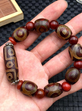 天然西藏老九眼三眼天珠红玛瑙鼓珠橙色天珠藏式民族风手景甜同款