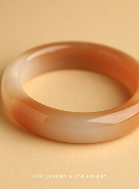 珠宫手镯糖白和田玉细腻