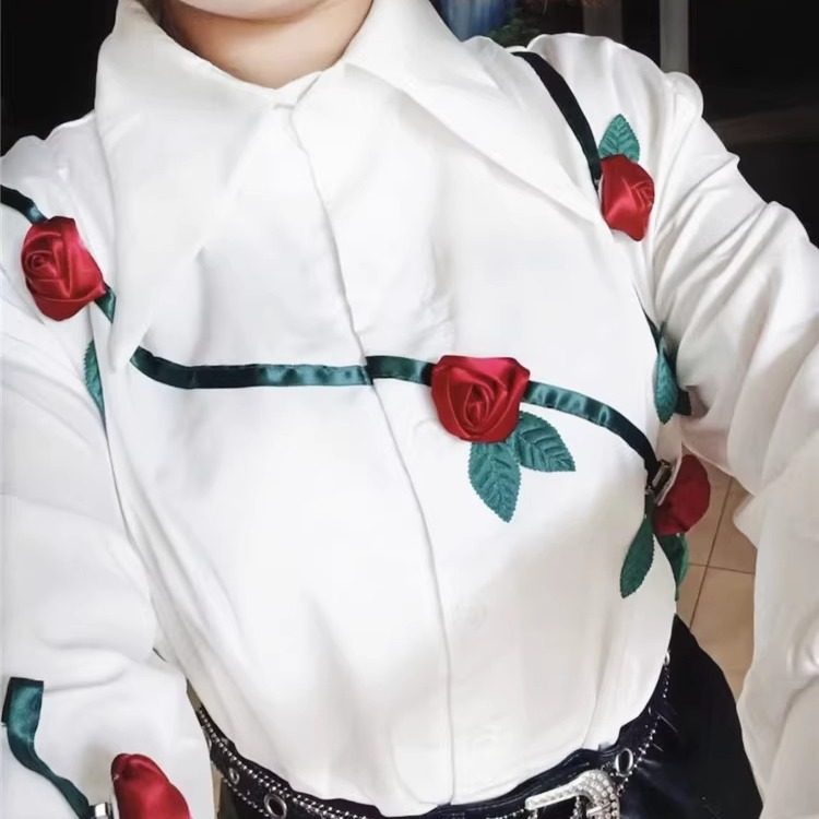 高档2025秋冬季新款宽松大码加孕港味立体花朵设计感洋气复古上衣,淘宝优惠券,粉丝福利购,淘宝优惠卷