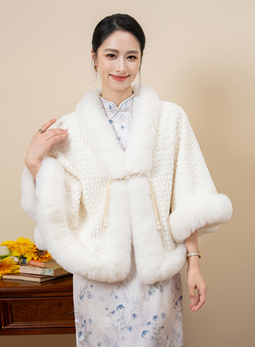 白色大毛领新娘礼服披肩