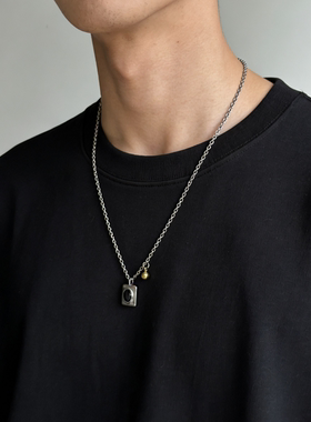 男生项链潮黑石方块吊坠韩系ins项链设计感痞帅穿搭配饰高级轻奢