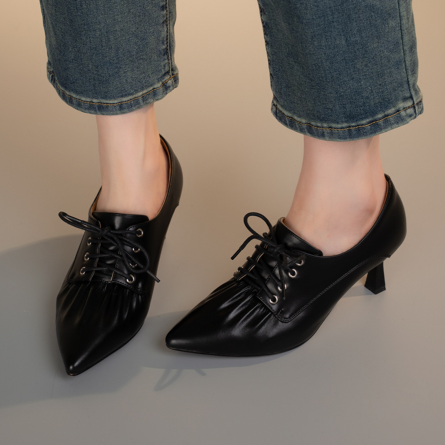 2026年春季新款褶皱深口系带高跟单鞋细跟尖头优雅时装靴时尚休闲,淘宝优惠券,粉丝福利购,淘宝优惠卷