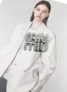 金属精致水钻字母别针胸针女