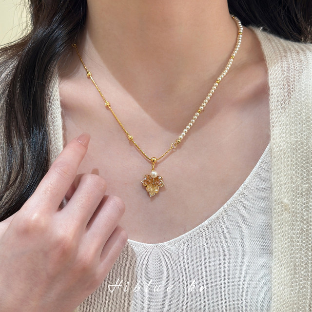 Navy blue Shijia pearl necklace sweater chain long style