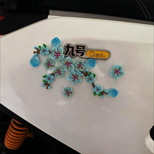 仿真桃花电动车装饰品小配件车载适用九号车身3d立体花朵遮划痕贴 - 图1