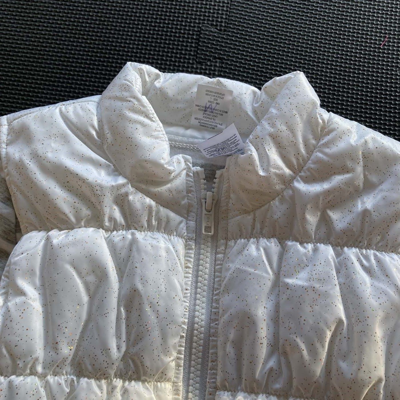 03断码130高出口尾单儿童春秋季休闲套装女孩长袖打底衫+马甲背心,淘宝优惠券,粉丝福利购,淘宝优惠卷