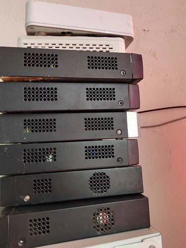 二手海康威视DS-7804NB-K1 DS-7808N网络硬盘录像机4路8路NVR 265 - 图0